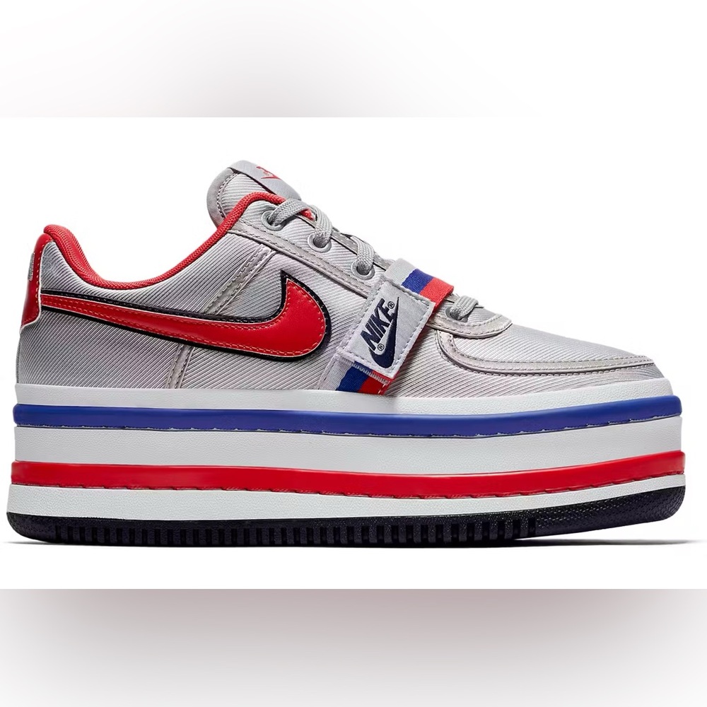 Nike Vandal 2K Platform Low Top Sneakers